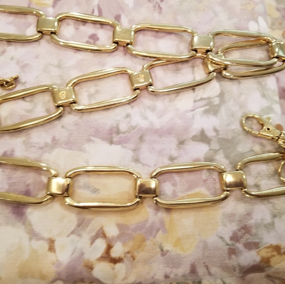 Gold chaine link belt - Picture 4 of 5